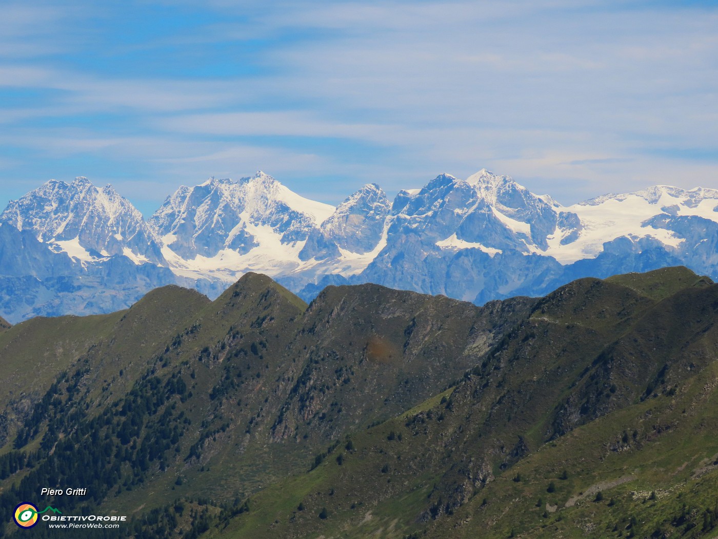 34 Zoom sul gruppo del Bernina (4050 m) .JPG
